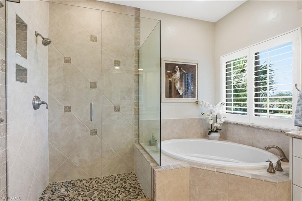 7048 Pelican Bay Blvd C302 Property Photo 22
