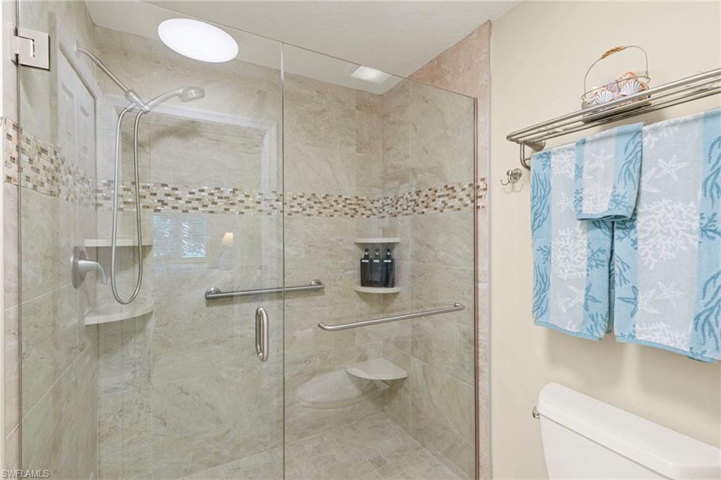 7670 Pebble Creek Cir 103 Property Photo 13