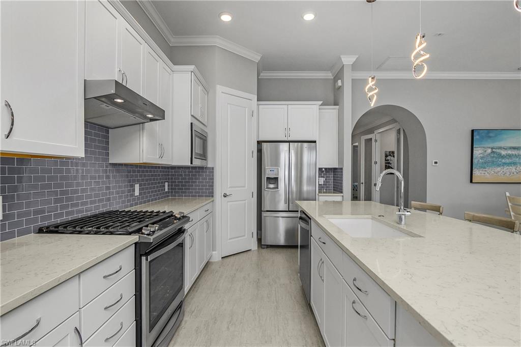 19165 Aqua Shore Dr Property Photo 12