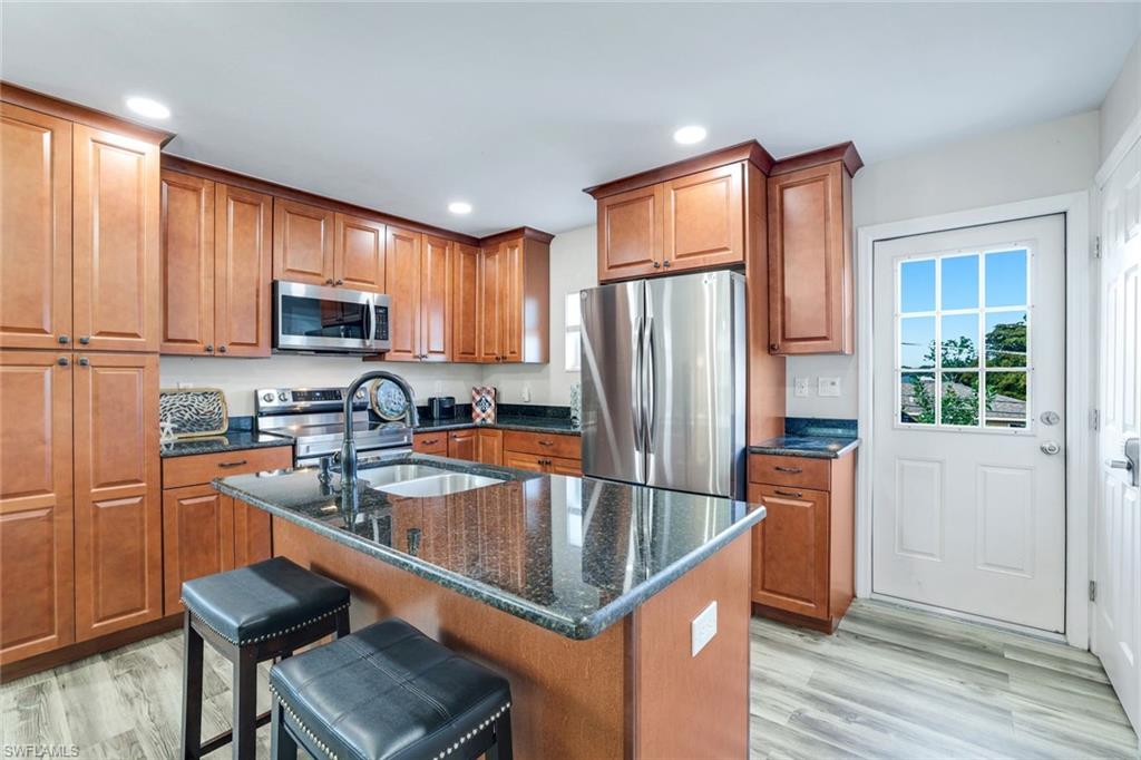 3561 Thomasson Dr Property Photo 8