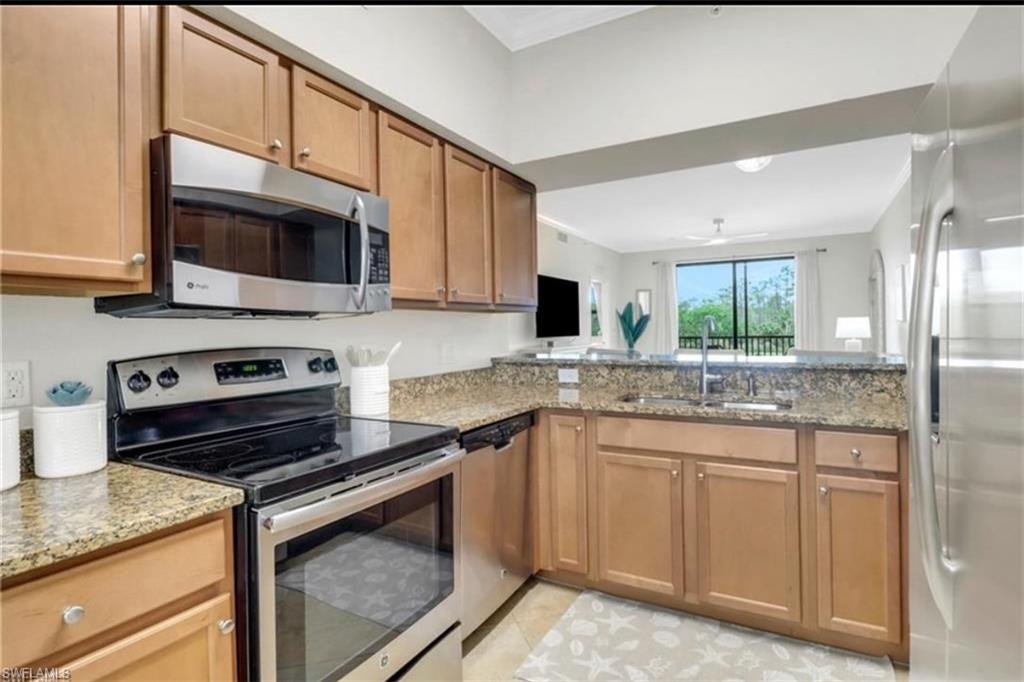9735 ACQUA CT # 625 Property Photo 1