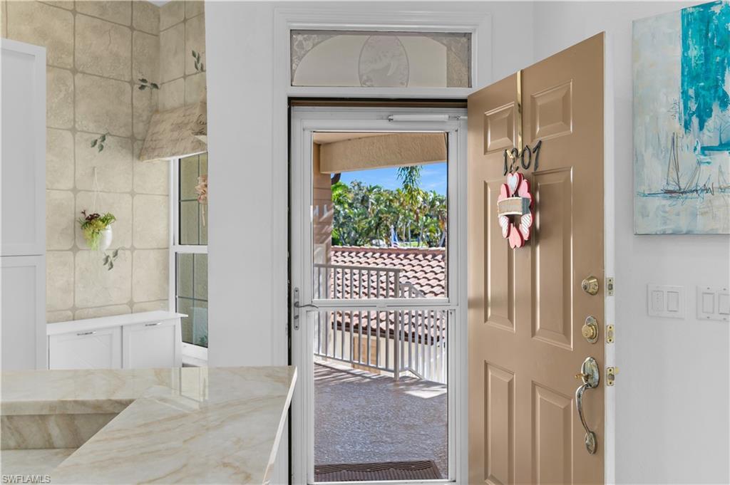162 Newport Dr 1207 Property Photo 5