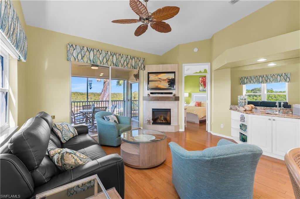 162 Newport Dr 1207 Property Photo 12