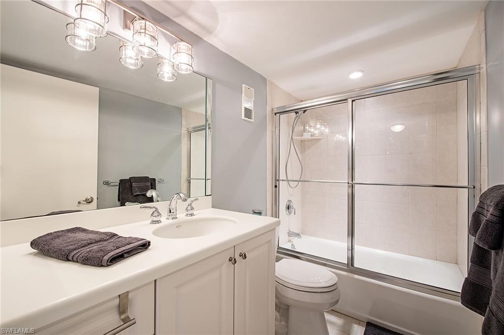 260 Seaview Ct 1505 Property Photo 10