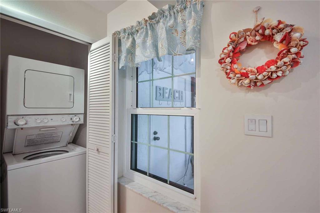 68 Marco Villas Dr R-5 Property Photo 13
