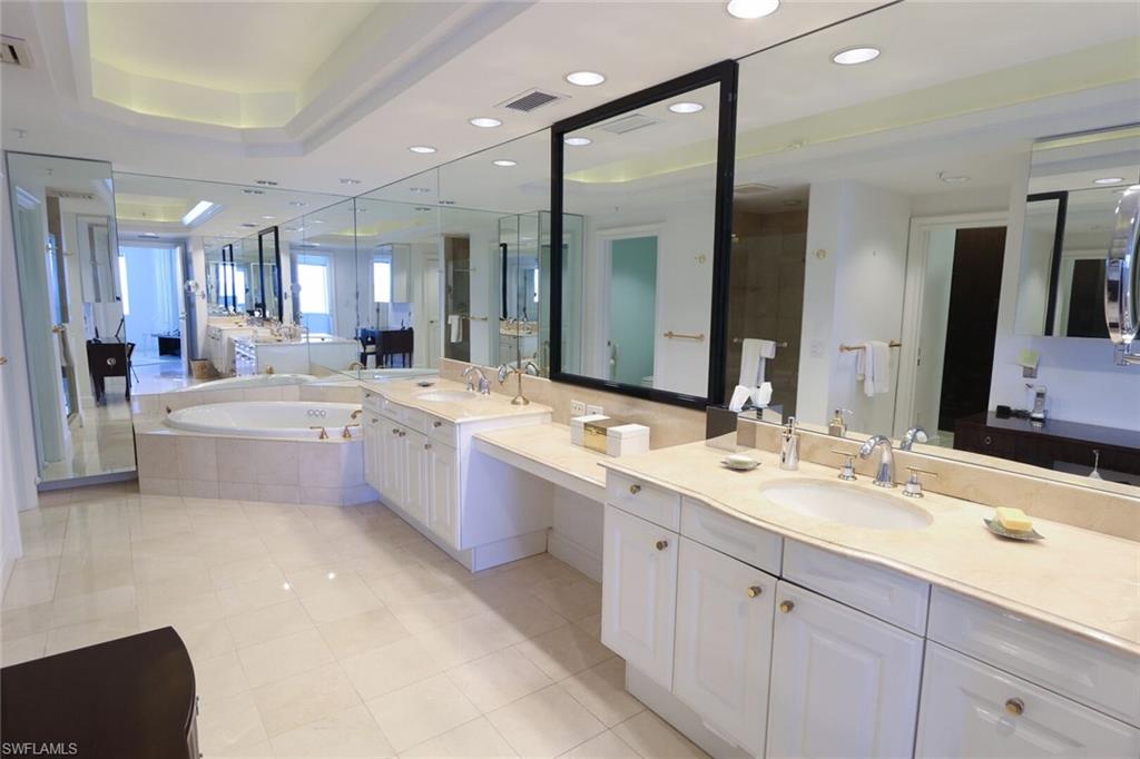 8665 Bay Colony Dr 901 Property Photo 17