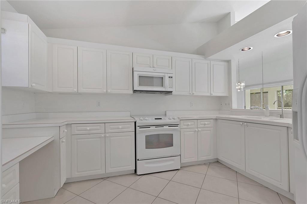 13140 Hamilton Harbour Dr F10 Property Photo 4