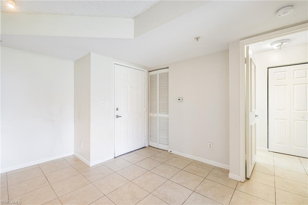 1265 Wildwood Lakes Blvd 106 Property Photo 4