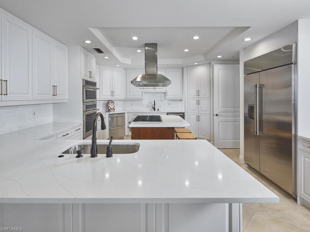 970 Cape Marco Dr 1107 Property Photo 14