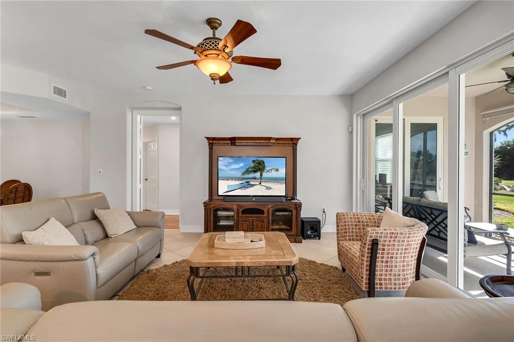 1285 Rialto Way 102 Property Photo 4