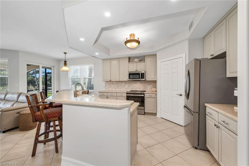 1285 Rialto Way 102 Property Photo 7
