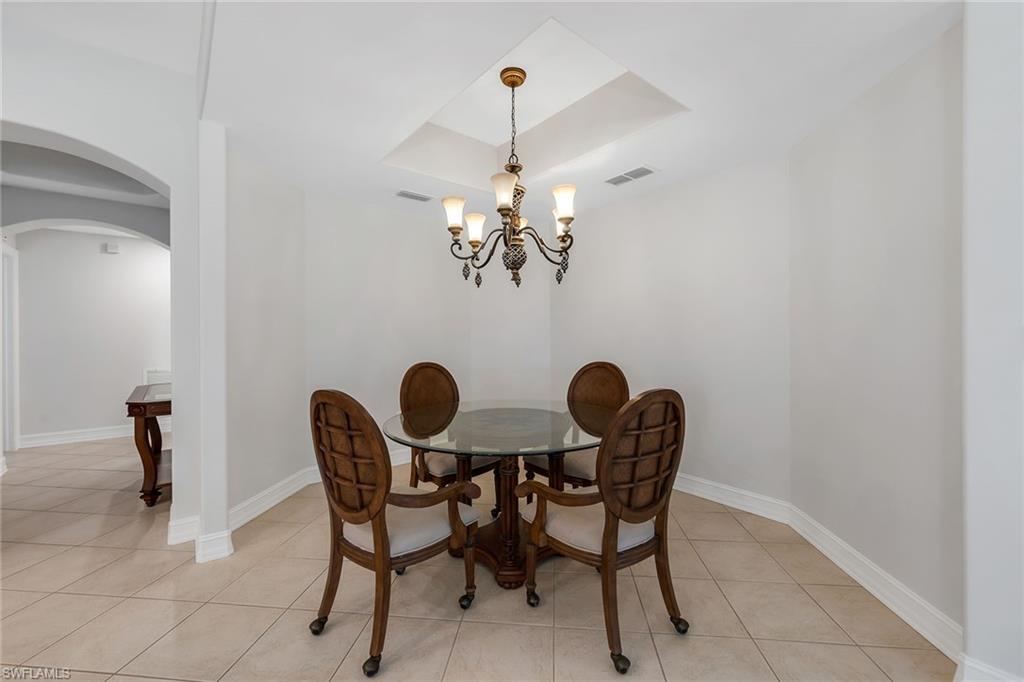1285 Rialto Way 102 Property Photo 14
