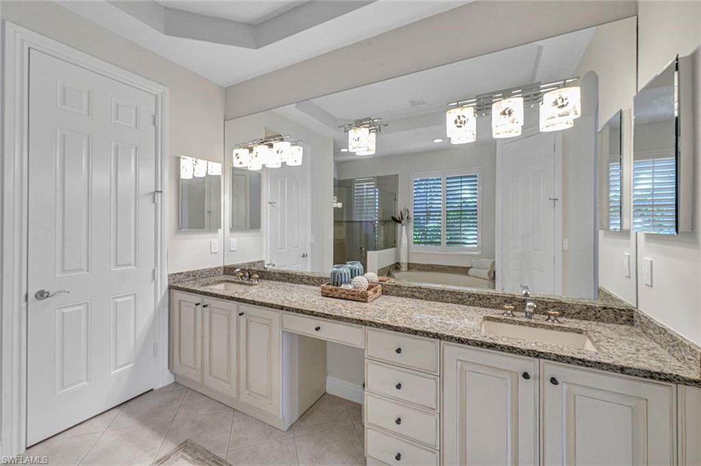 9008 Cherry Oaks Trl Property Photo 17