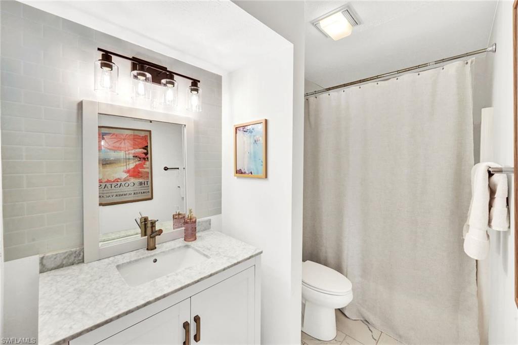 1285 Grand Canal Dr Property Photo 21