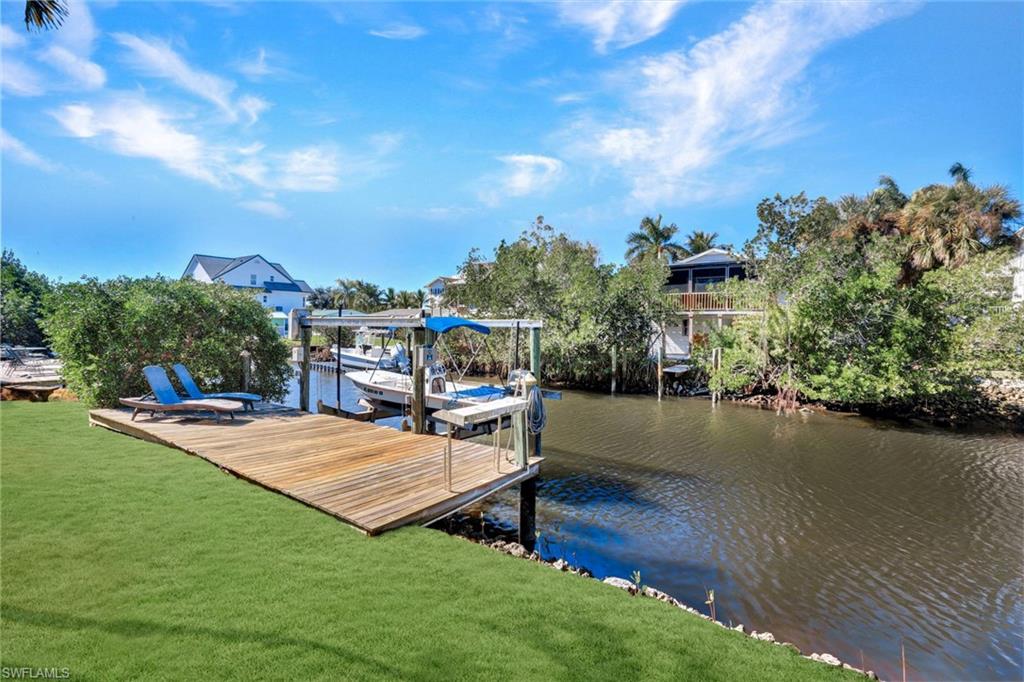 1285 Grand Canal Dr Property Photo 38