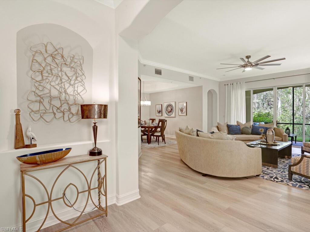 2847 Tiburon Blvd E 8-101 Property Photo 6