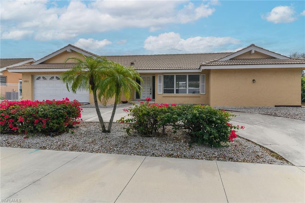 1321 Collier Blvd Property Photo 1