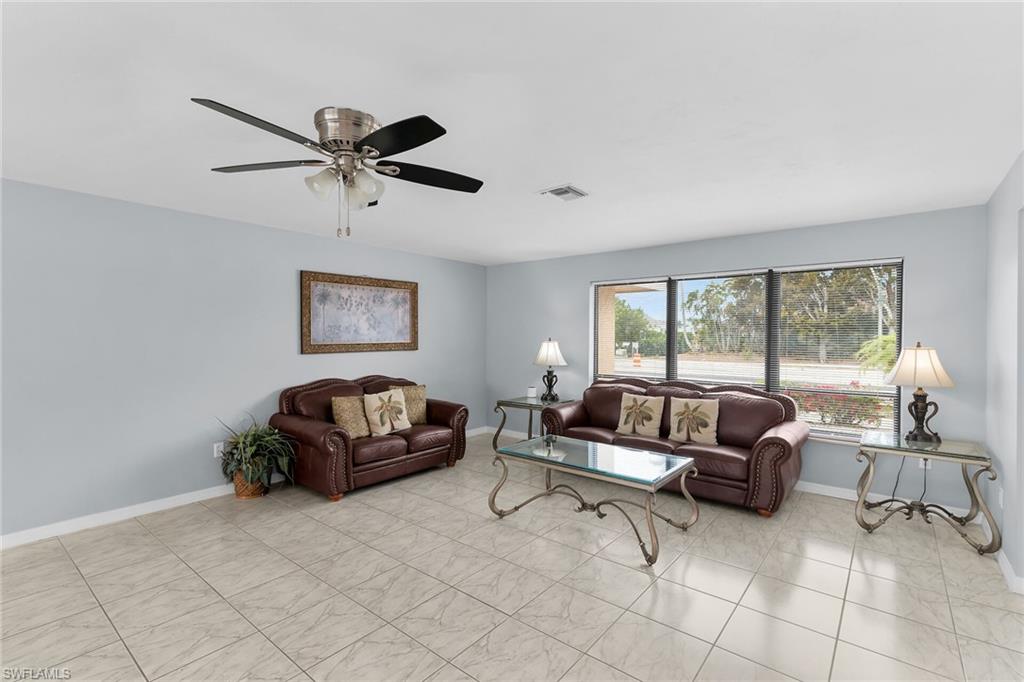 1321 Collier Blvd Property Photo 4
