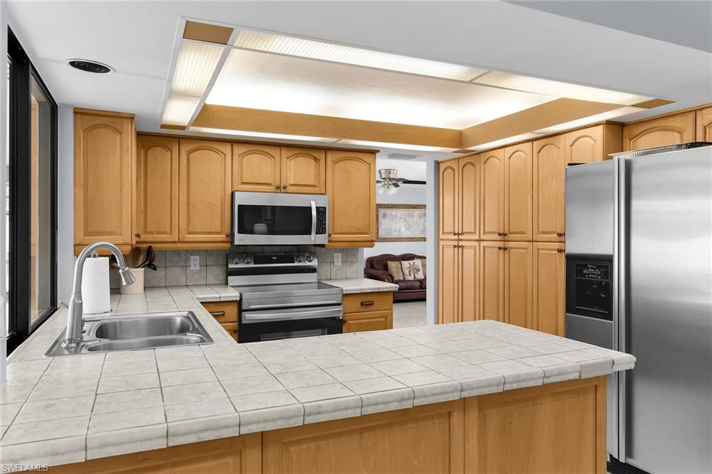 1321 Collier Blvd Property Photo 10