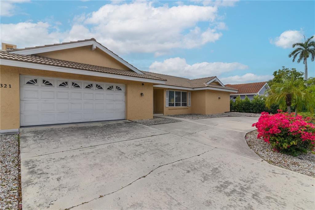 1321 Collier Blvd Property Photo 38