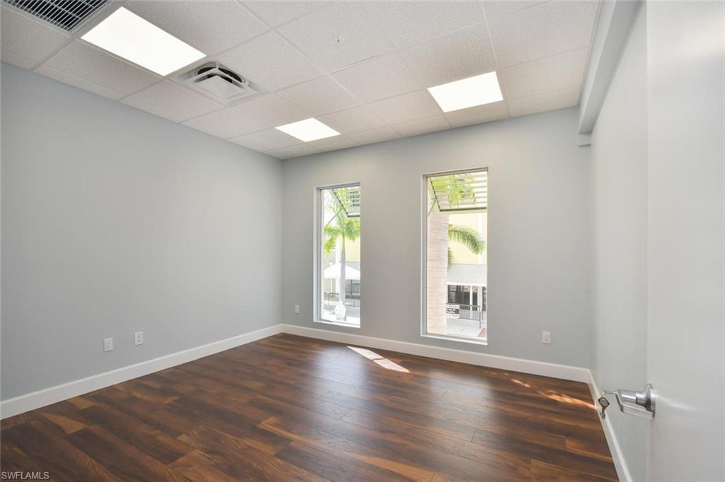 2401 First St Suite 260 Property Photo 4