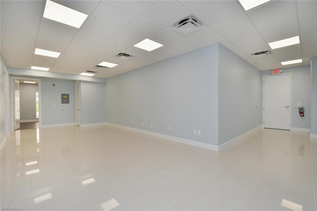 2401 First St Suite 260 Property Photo 10
