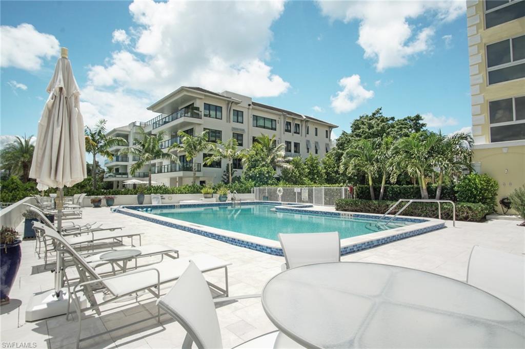 1900 Gulf Shore Blvd N 303 Property Photo 28