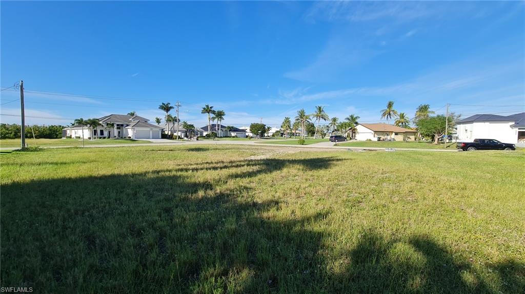 3803 Surfside Blvd Property Photo 4