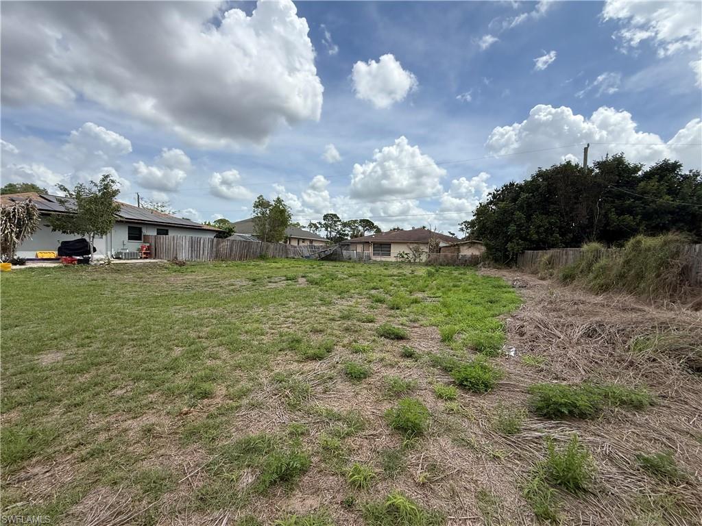 Xx Venetia Ave Property Photo 5