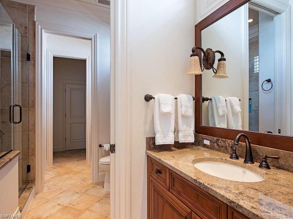 226005344 Property Photo 22