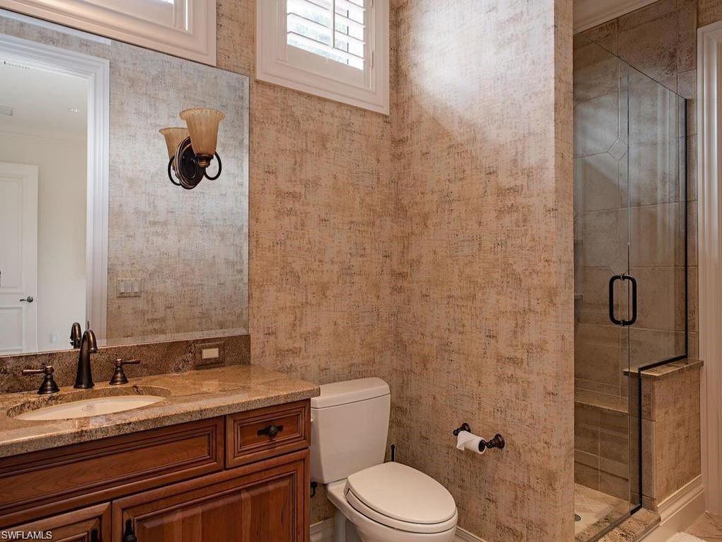226005344 Property Photo 23
