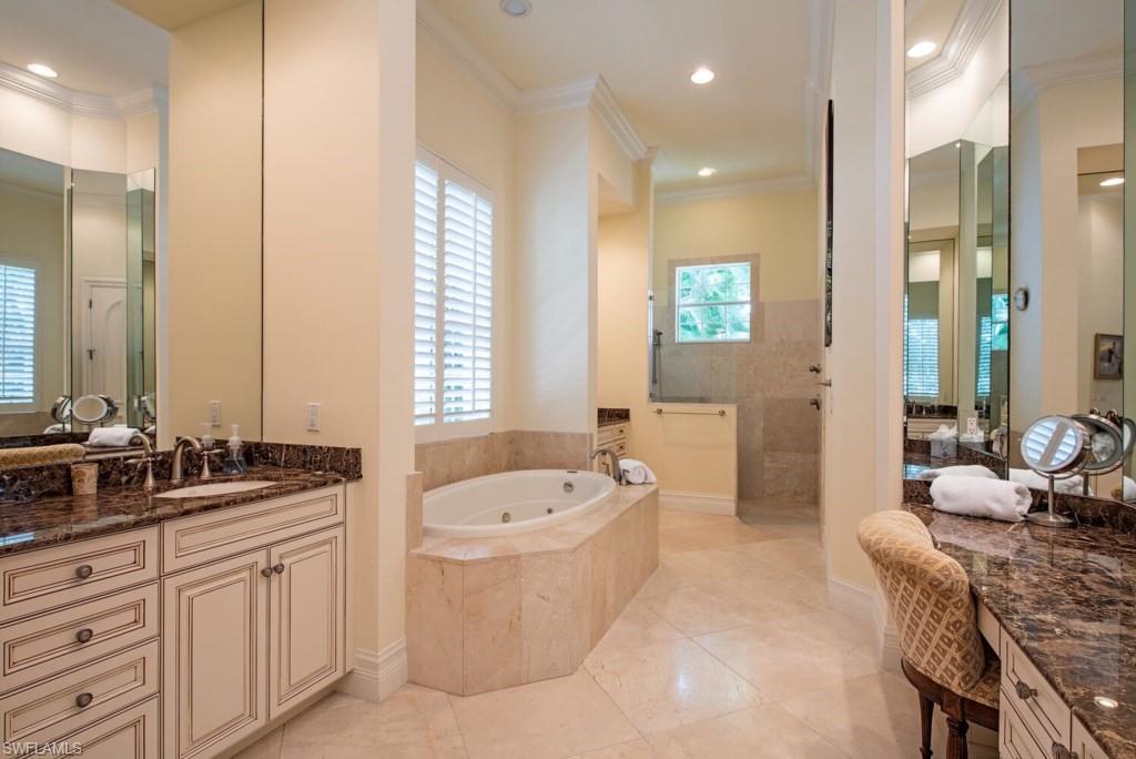 226005363 Property Photo 44