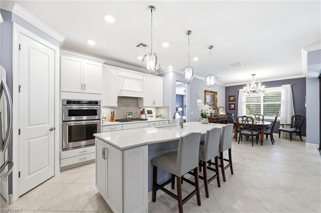 6844 Winding Cypress Dr Property Photo 11