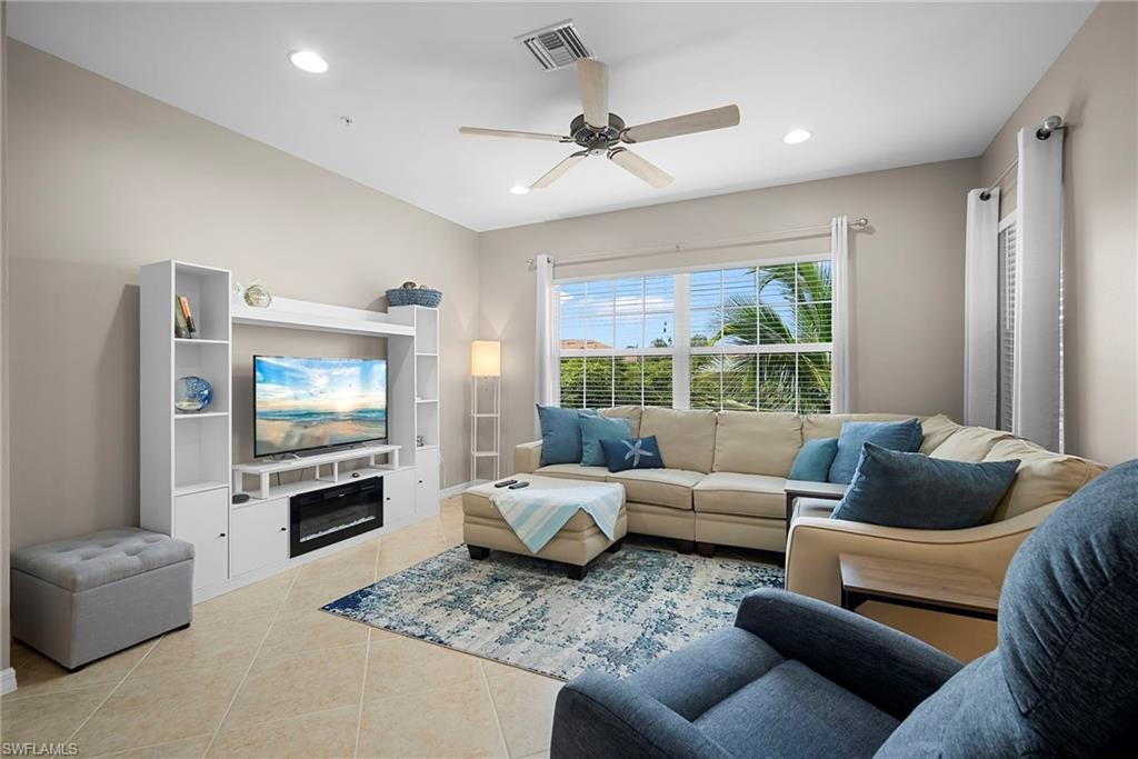 23520 Alamanda Dr 202 Property Photo 10