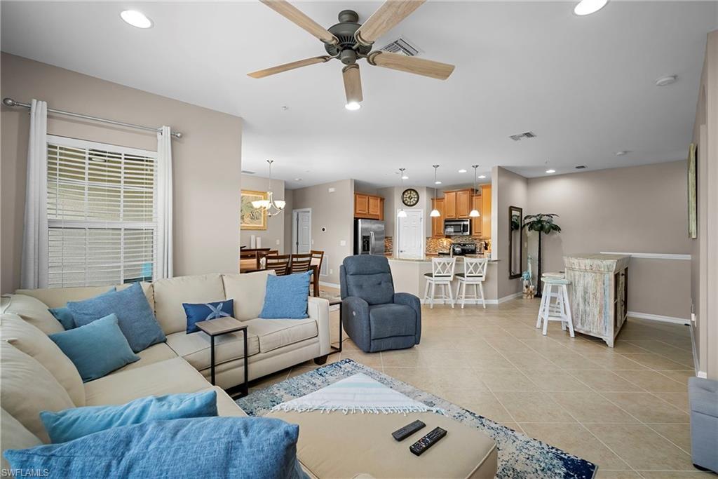 23520 Alamanda Dr 202 Property Photo 11