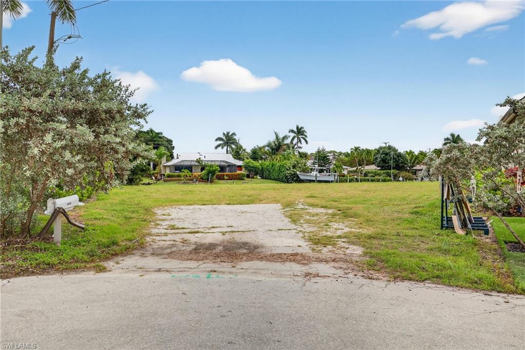 1693 Bonita Ct Property Photo 11