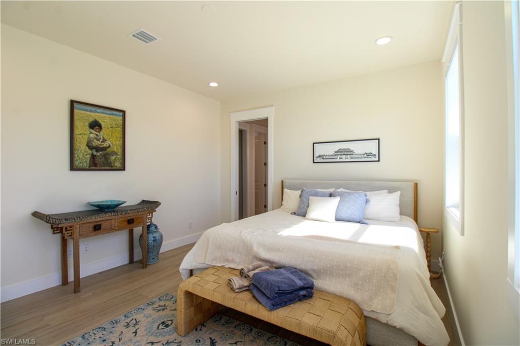 4879 Esplanade St Property Photo 32