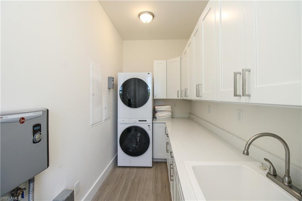 4879 Esplanade St Property Photo 40