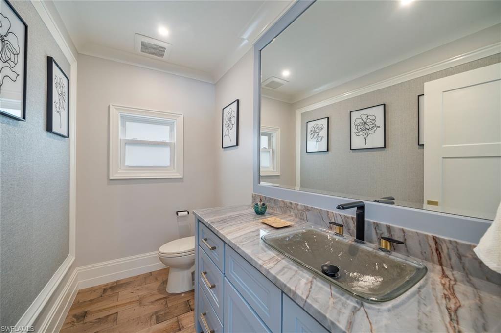 805 Lake Vista Ct Property Photo 18