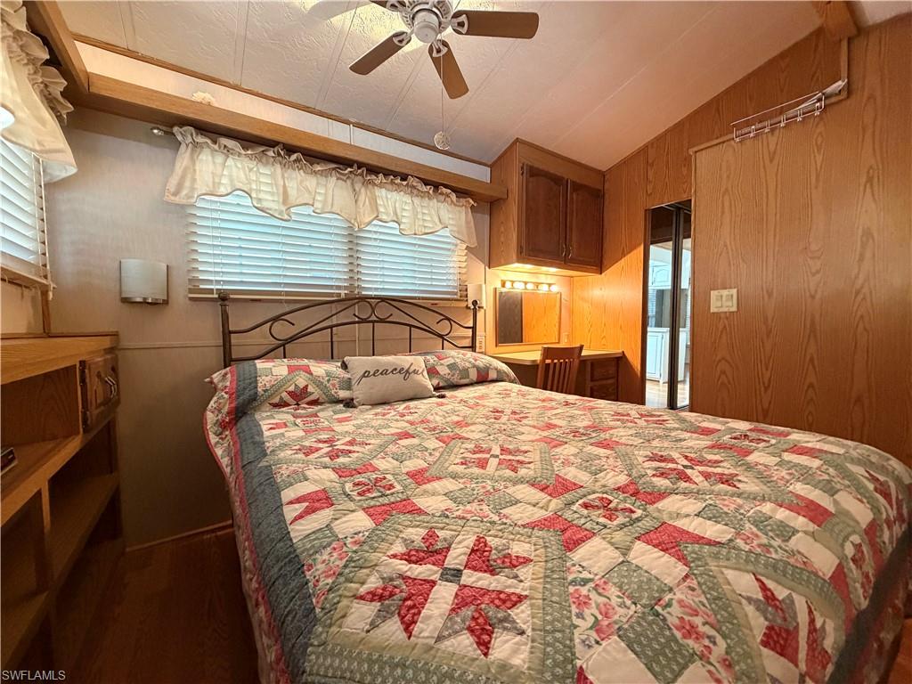 4710 Split Log Ln W Property Photo 17