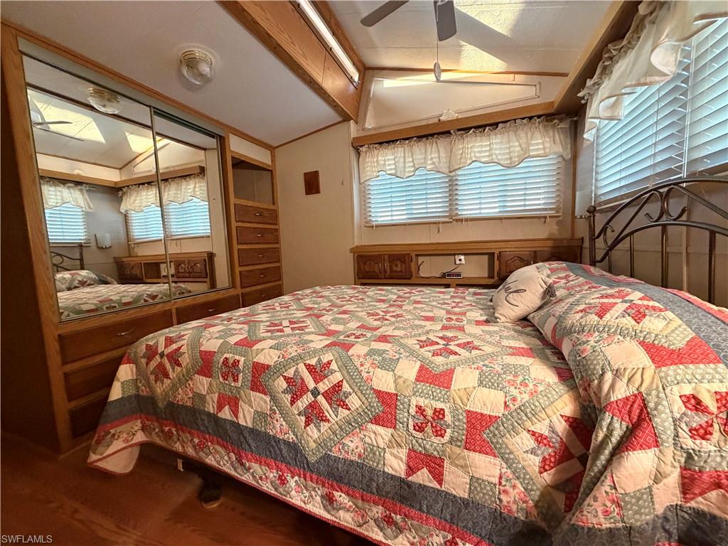 4710 Split Log Ln W Property Photo 19