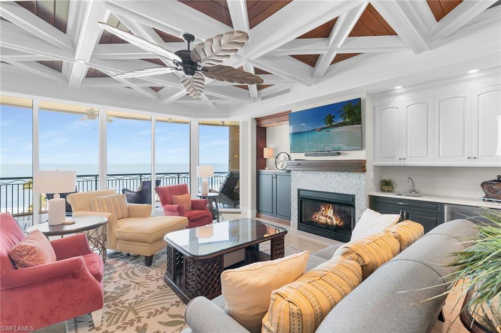 940 Cape Marco Dr 602 Property Photo 7