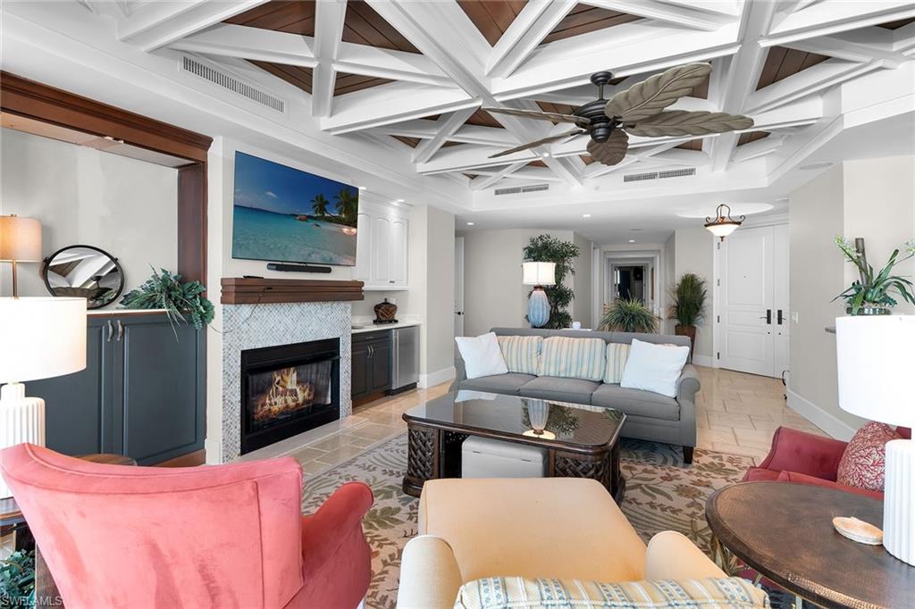 940 Cape Marco Dr 602 Property Photo 9