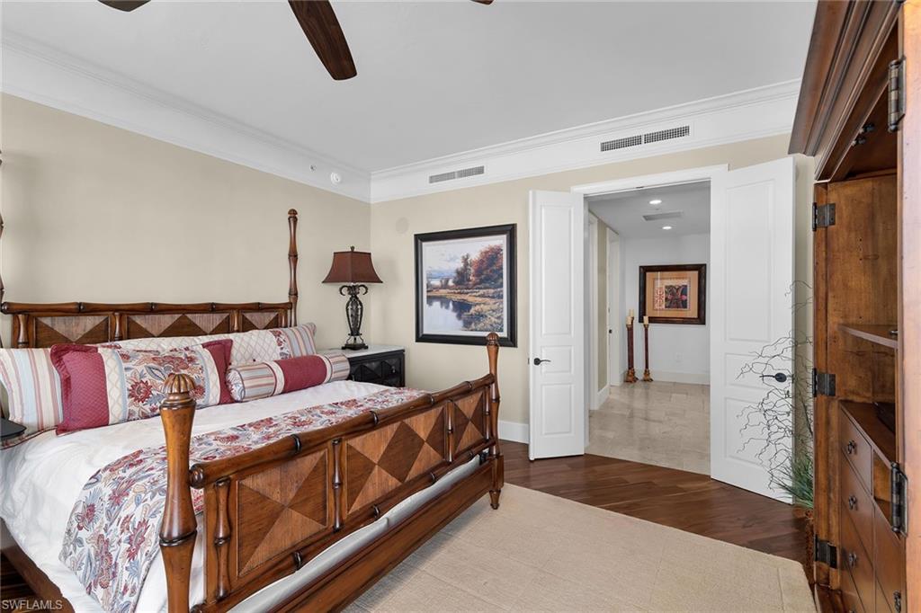 940 Cape Marco Dr 602 Property Photo 23