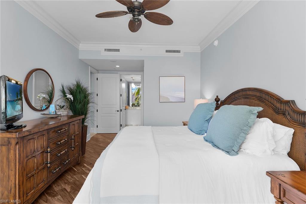940 Cape Marco Dr 602 Property Photo 28