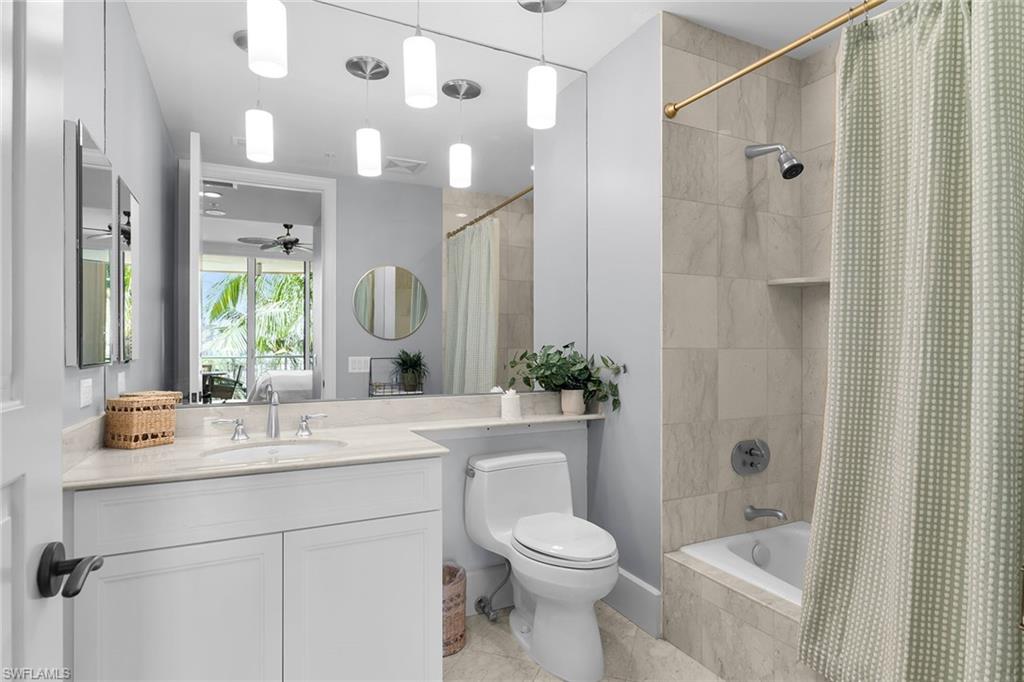 940 Cape Marco Dr 602 Property Photo 29