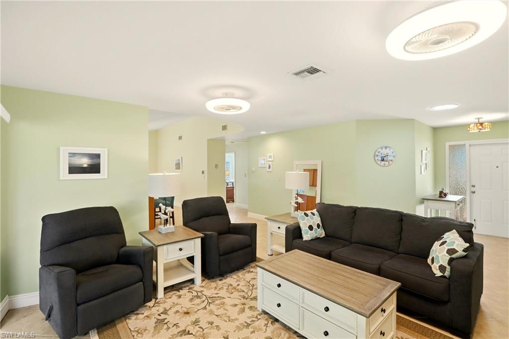 142 Old Tamiami Trl Property Photo 11