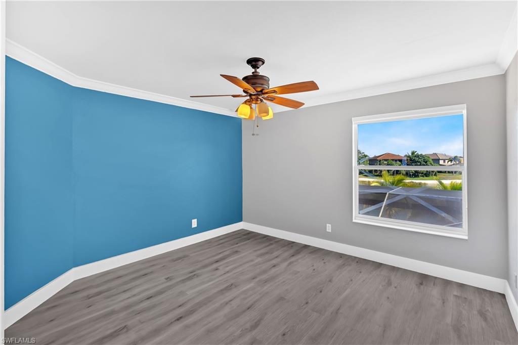 2822 Inlet Cove Ln W Property Photo 14