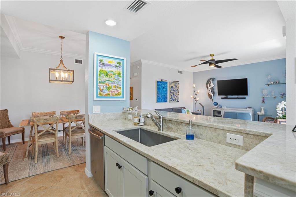 9715 Acqua Ct 113 Property Photo 10