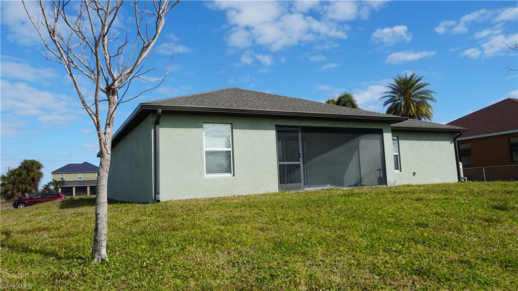 3620 38th Ter Property Photo 3